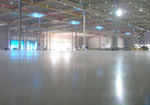 你知道水性環(huán)氧地坪漆的優(yōu)缺點有哪些嗎？